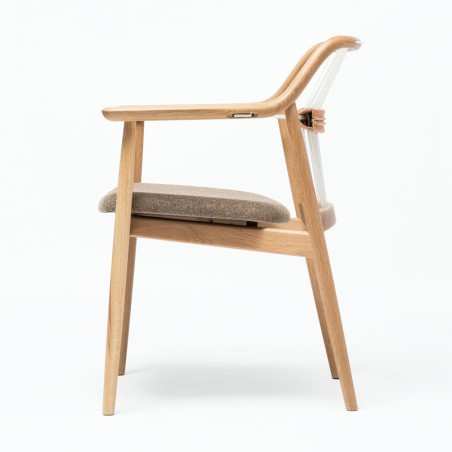 Wooden chair , Regular eget augue