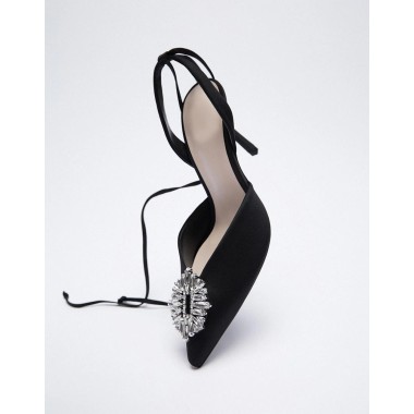 Heeled Shoes With Rhinestones And Straps