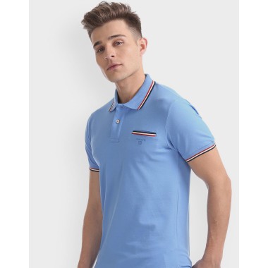 Men Blue Solid Polo Collar T-shirt